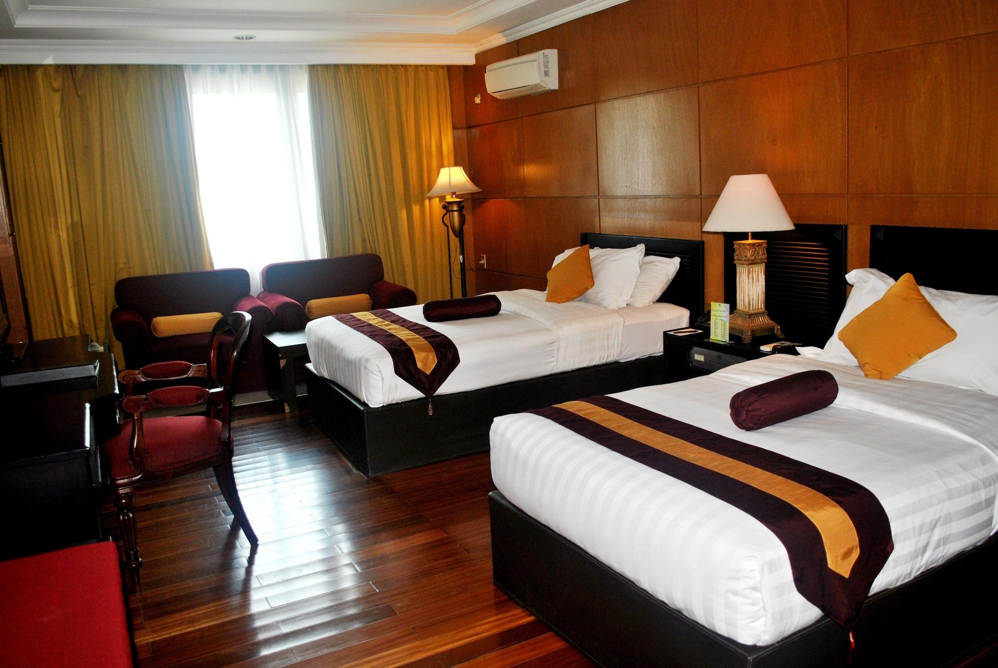 Bumi Senyiur Hotel Samarinda Εξωτερικό φωτογραφία
