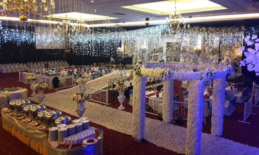 Bumi Senyiur Hotel Samarinda Εξωτερικό φωτογραφία