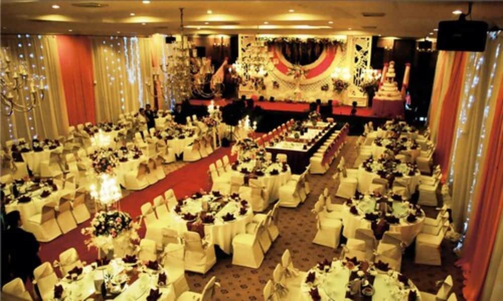 Bumi Senyiur Hotel Samarinda Εξωτερικό φωτογραφία
