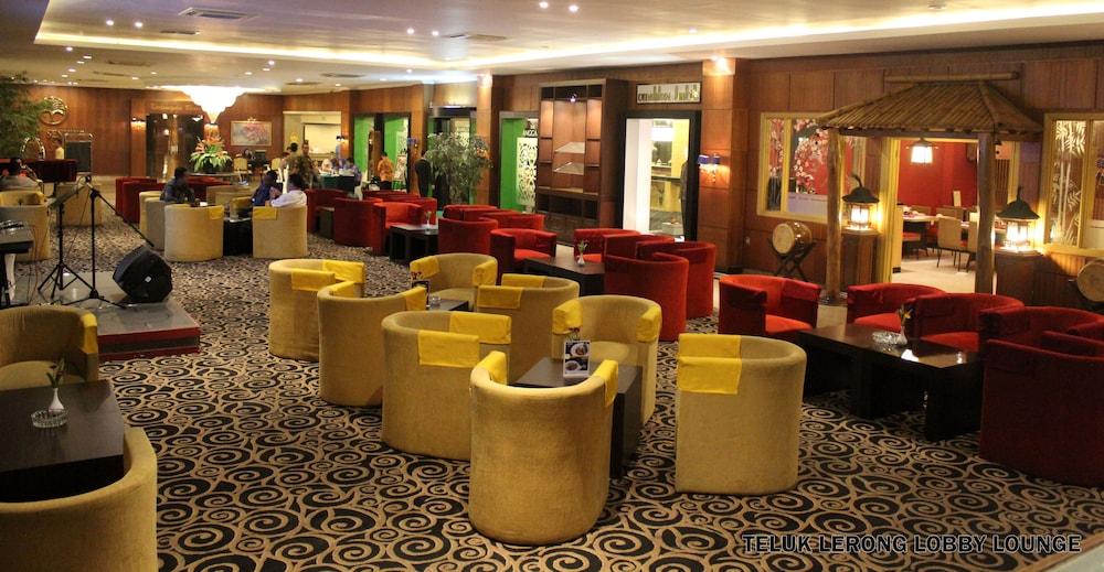 Bumi Senyiur Hotel Samarinda Εξωτερικό φωτογραφία