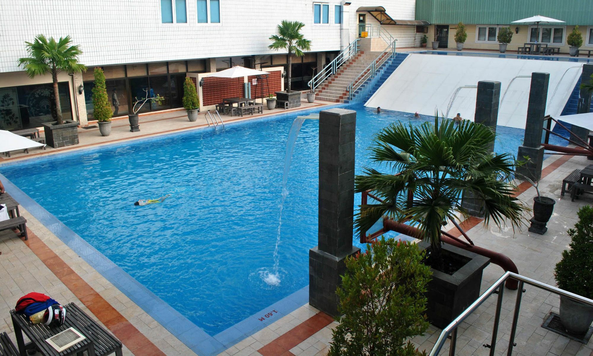 Bumi Senyiur Hotel Samarinda Εξωτερικό φωτογραφία